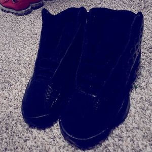 Size 4 Jordan 13’s Cap & Gown edition